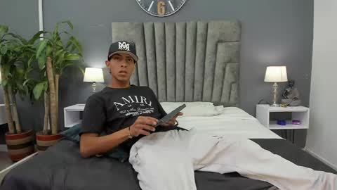 Ben Harington online show from February 1, 3:41 am