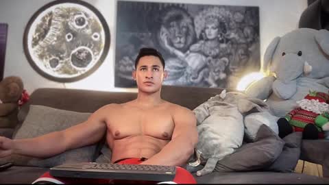 benjamincooperk online show from December 5, 10:50 pm