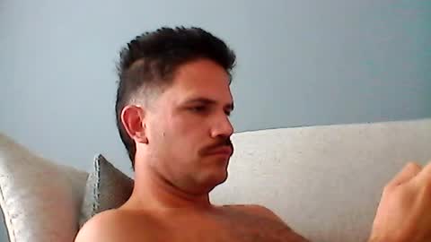 benoitgmx12 online show from August 4, 10:54 am