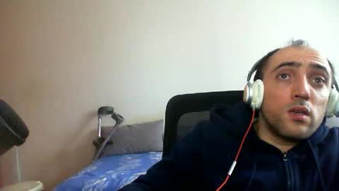 bentish online show from March 16, 11:36 am