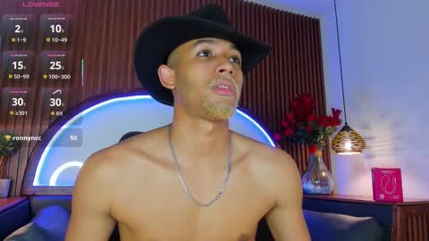 bento_fox online show from December 19, 4:31 am