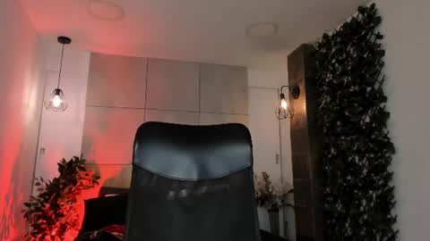 bento_fox online show from July 26, 4:20 am