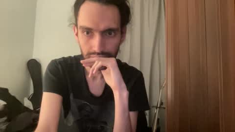 berceuse111 online show from February 15, 9:51 am