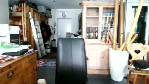 Martin online show from October 4, 9:14 am