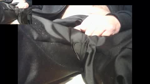 Snapshot of bernardo1968 chatting on December 25, 12:48 am bernardo1968 online show from December 25, 12:48 am