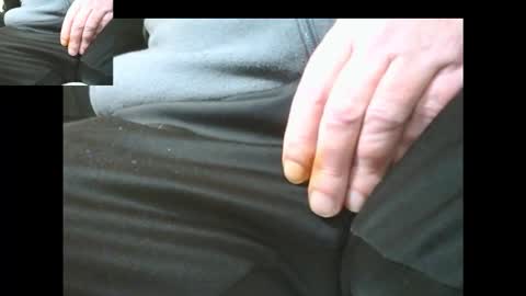 Snapshot of bernardo1968 chatting on October 19, 10:57 pm bernardo1968 online show from October 19, 10:57 pm