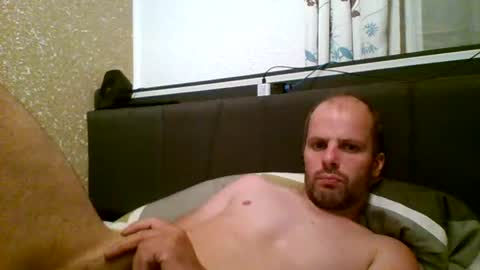 bernii1991 online show from June 19, 9:08 pm