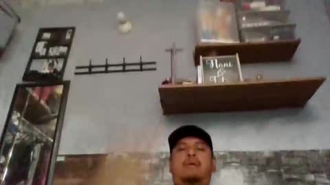 beto471292 online show from March 16, 8:57 pm