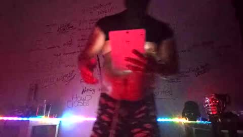 BigFreakyFreaky online show from December 3, 7:08 am