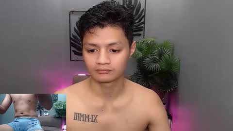 bhillrhey121103 online show from November 26, 12:02 am