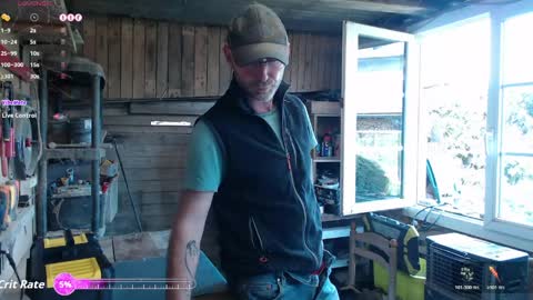 My name is David and if you like public exhibitions you wont be disappointed with me LoL - My favorite vibes is 44  online show from April 14, 11:43 am