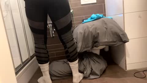 UncleUnsure online show from March 2, 7:54 am