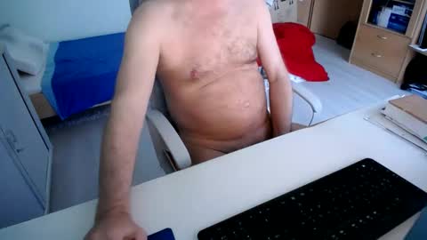 bien_77 online show from February 7, 7:18 am