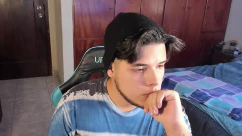 Logan Sprouse online show from November 8, 8:45 pm