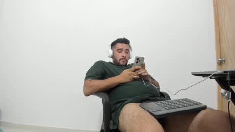 Tommy online show from December 18, 1:01 am