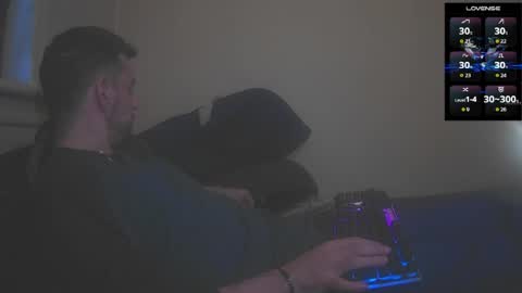 Jon - Im Straight online show from April 15, 11:26 pm