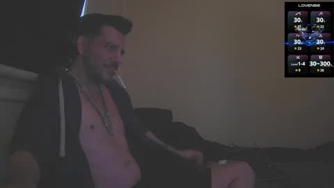 Jon - Im Straight online show from November 10, 4:23 pm