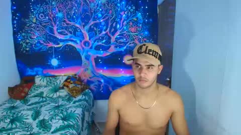 Isaac online show from January 9, 3:34 am
