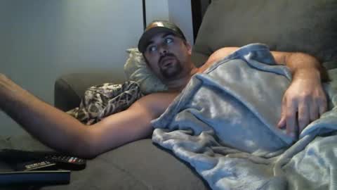 Snapshot of bigcumcanada chatting on January 31, 1:22 am bg online show from January 31, 1:22 am