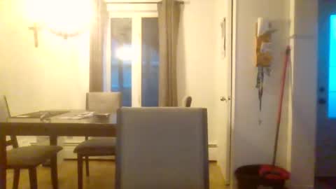 bigdeer581917471 online show from July 18, 8:20 am