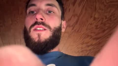 Snapshot of bigdick686268 chatting on March 10, 4:57 pm Pac Man Sex online show from March 10, 4:57 pm