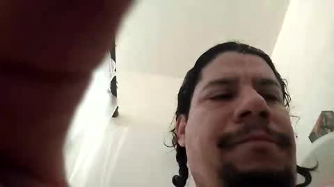 BigdickIsaac520 online show from April 5, 11:45 pm