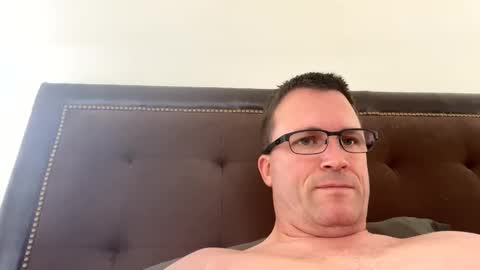 bigger22332233 online show from December 22, 6:15 pm