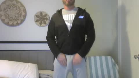 Snapshot of biggin10inch chatting on December 23, 9:29 pm Gavin online show from December 23, 9:29 pm