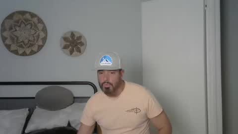 Snapshot of biggin10inch chatting on February 17, 7:42 pm Gavin online show from February 17, 7:42 pm