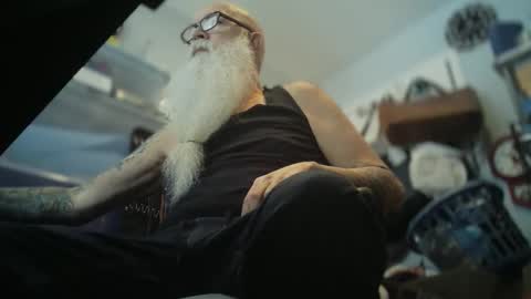 bigjeff01 online show from February 11, 3:39 pm