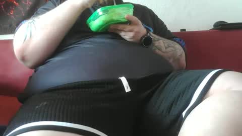 bigmac_xs online show from March 20, 8:18 am