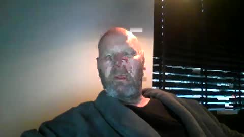 Snapshot of bigmike3339 chatting on January 8, 7:34 am bigmike3339 online show from January 8, 7:34 am