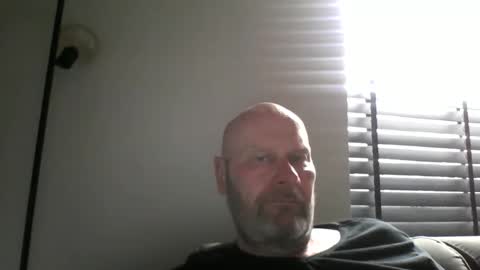 bigmike3339 online show from March 11, 8:10 am