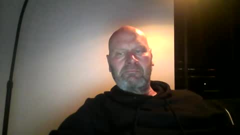 Snapshot of bigmike3339 chatting on December 30, 6:05 pm bigmike3339 online show from December 30, 6:05 pm