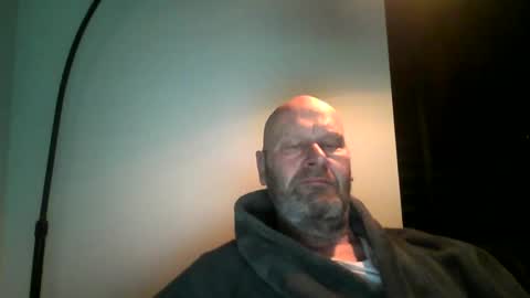 Snapshot of bigmike3339 chatting on January 11, 8:11 am bigmike3339 online show from January 11, 8:11 am
