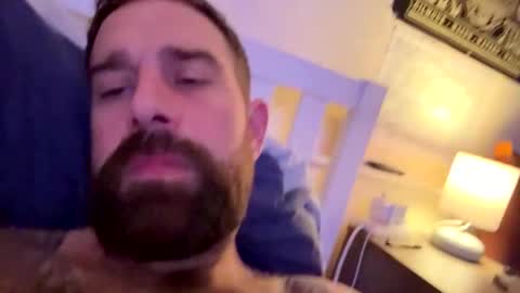 bignickohyes online show from March 10, 7:33 am