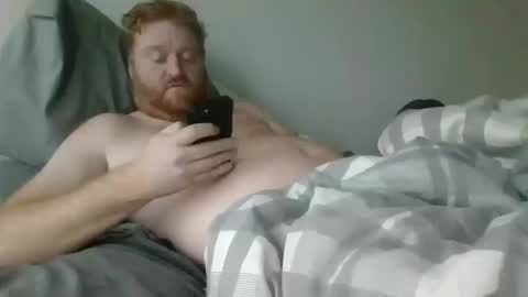 Snapshot of bigred92899 chatting on October 11, 3:27 pm bigred92899 online show from October 11, 3:27 pm