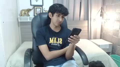 Billie Jean online show from July 28, 3:32 pm