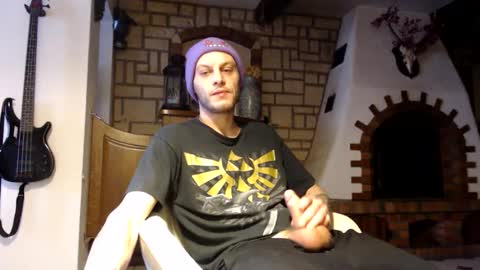 Billy FingerCut online show from February 4, 8:24 am