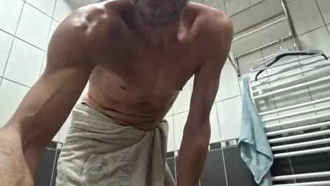 bisexdadd online show from December 18, 3:11 pm