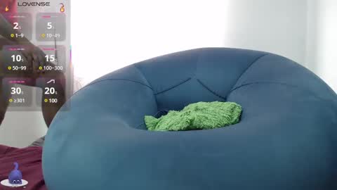 black_penis22 online show from February 3, 6:39 pm