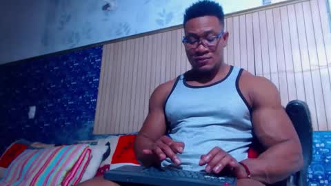 duglas online show from April 1, 6:49 pm