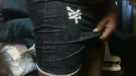 Me and her online show from February 7, 12:23 pm