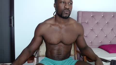Snapshot of blacknikes chatting on January 22, 10:29 am Twtter 1MikeBeckford            Onlyfns beckfordmike online show from January 22, 10:29 am