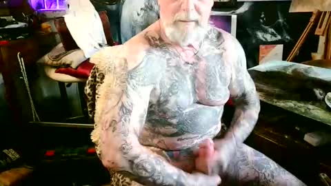 blindsurfer780299 online show from April 17, 9:01 am