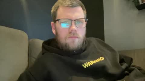 Thomas online show from December 5, 1:49 pm