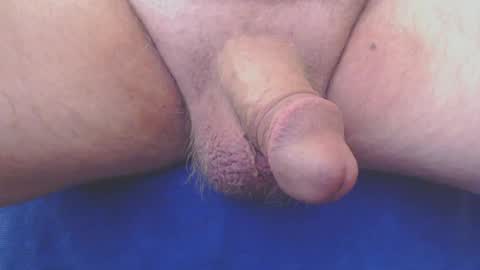 bluebee420 online show from March 7, 9:29 am