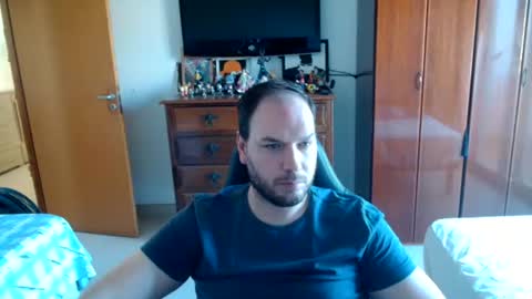 Blue online show from August 5, 12:21 pm