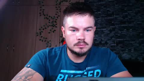 blueeyeboy0 online show from March 24, 12:10 pm