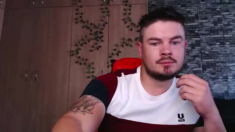 blueeyeboy0 online show from November 12, 12:55 pm